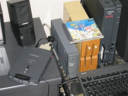 REDZONE周辺（外付SCSI CD-ROMドライブ）